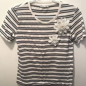 Flower woman’s shirt